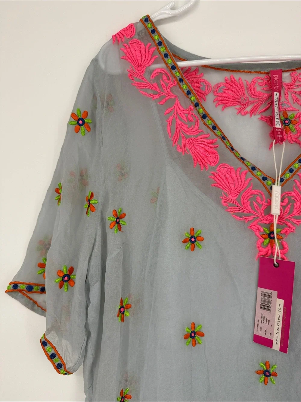 Tracy Reese | Light Blue Gray Tunic with Neon Pink Embroidery - Picture 4 of 4